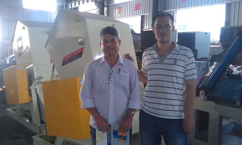 Brazil customer come to my company check the crusher